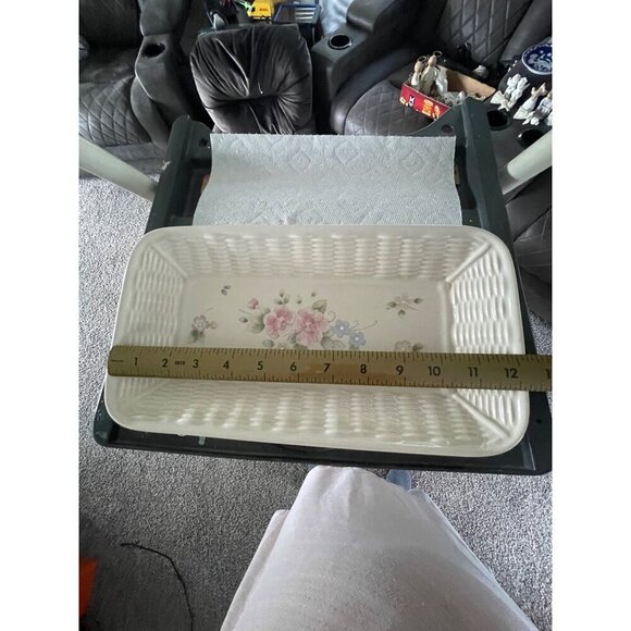 Pfaltzgraff USA Rectangular Floral Basketweave Ceramic Serving/Bread Tray - Picture 5 of 6
